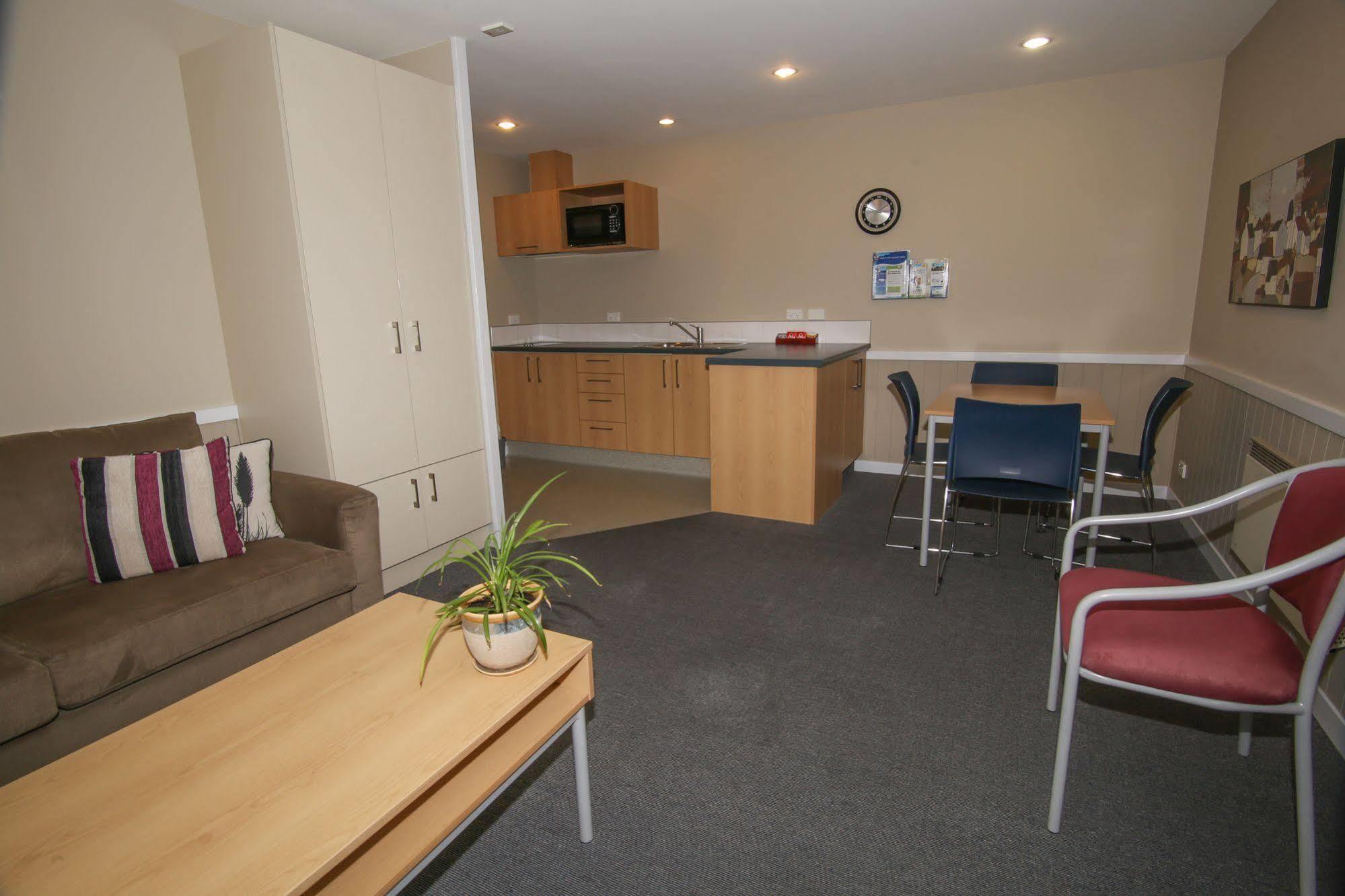 Amber Kiwi Holiday Park & Motels ไครสต์เชิร์ช ภายนอก รูปภาพ