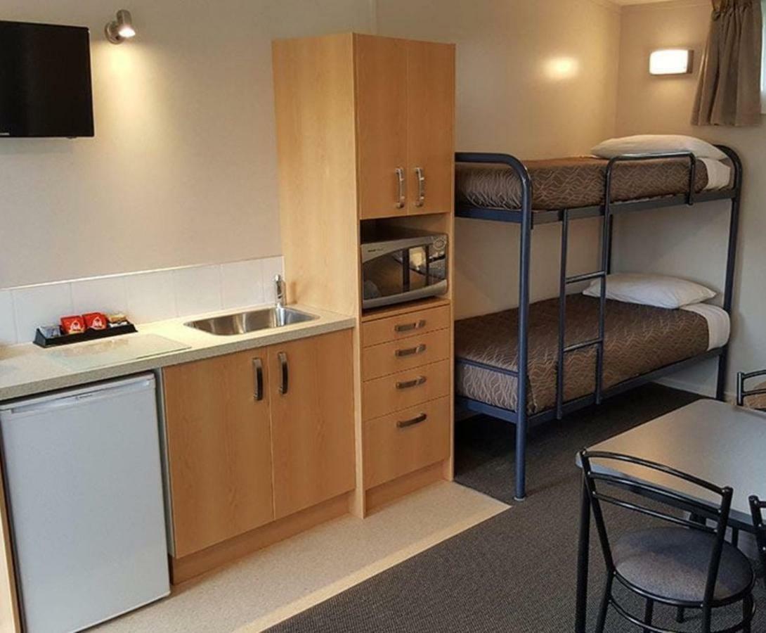 Amber Kiwi Holiday Park & Motels ไครสต์เชิร์ช ภายนอก รูปภาพ