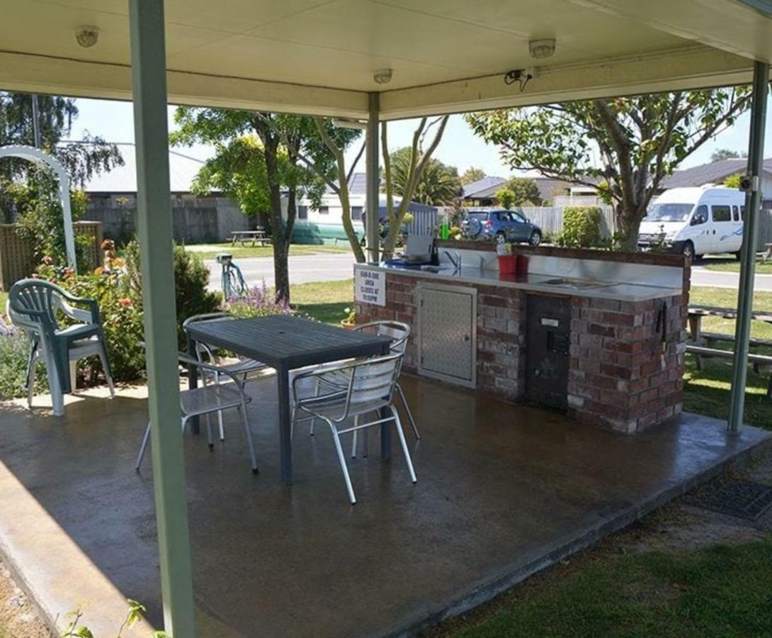 Amber Kiwi Holiday Park & Motels ไครสต์เชิร์ช ภายนอก รูปภาพ